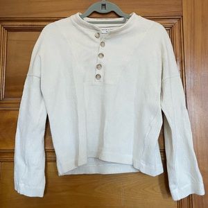 Madewell Henley texture & thread